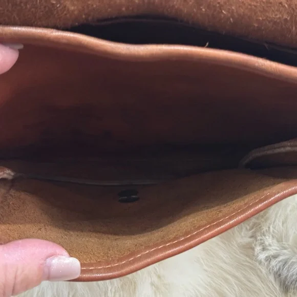 COACH Vintage 90s Station Bag British Tan Glove Tanned Leather Turnlock Handbag - Picture 13 of 16